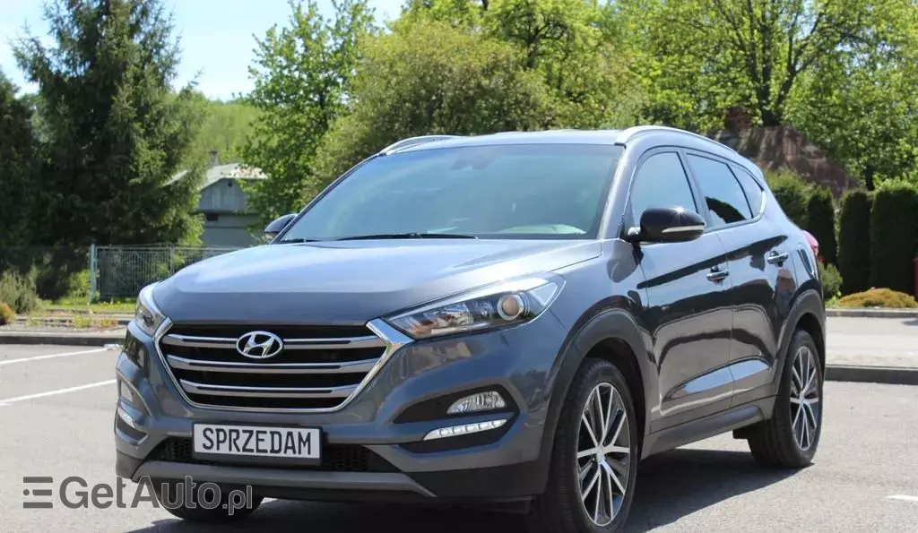 HYUNDAI Tucson 
