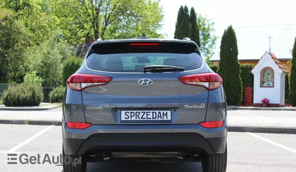 HYUNDAI Tucson 
