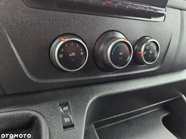 RENAULT Master L3H2 Business