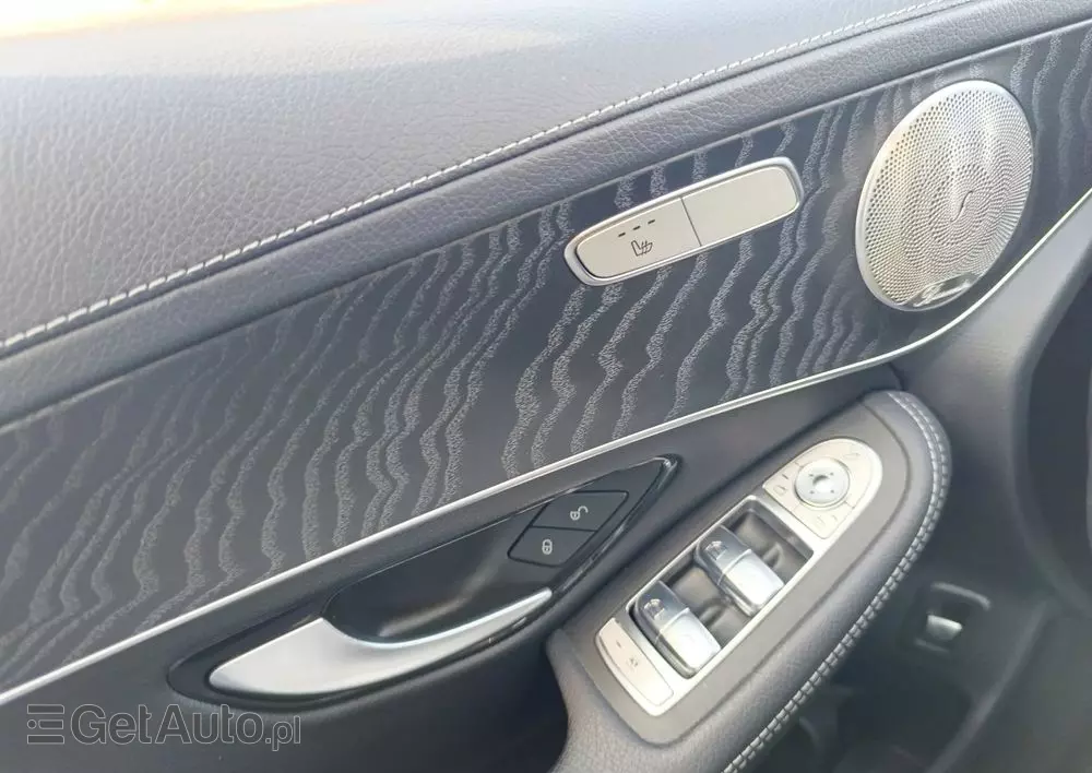 MERCEDES-BENZ GLC 300 d 4-Matic