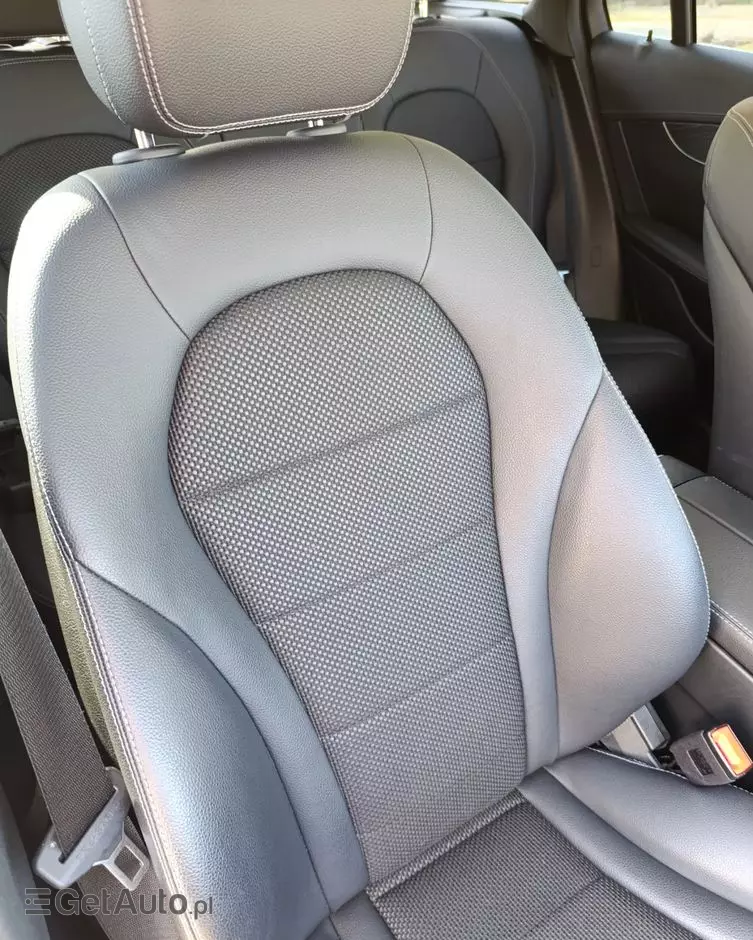 MERCEDES-BENZ GLC 300 d 4-Matic