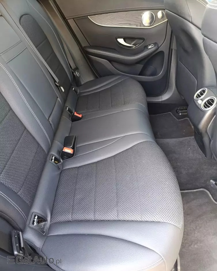 MERCEDES-BENZ GLC 300 d 4-Matic