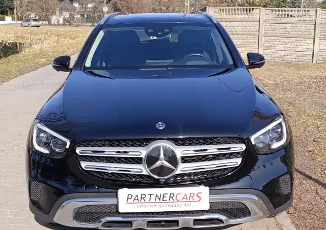 MERCEDES-BENZ GLC 300 d 4-Matic