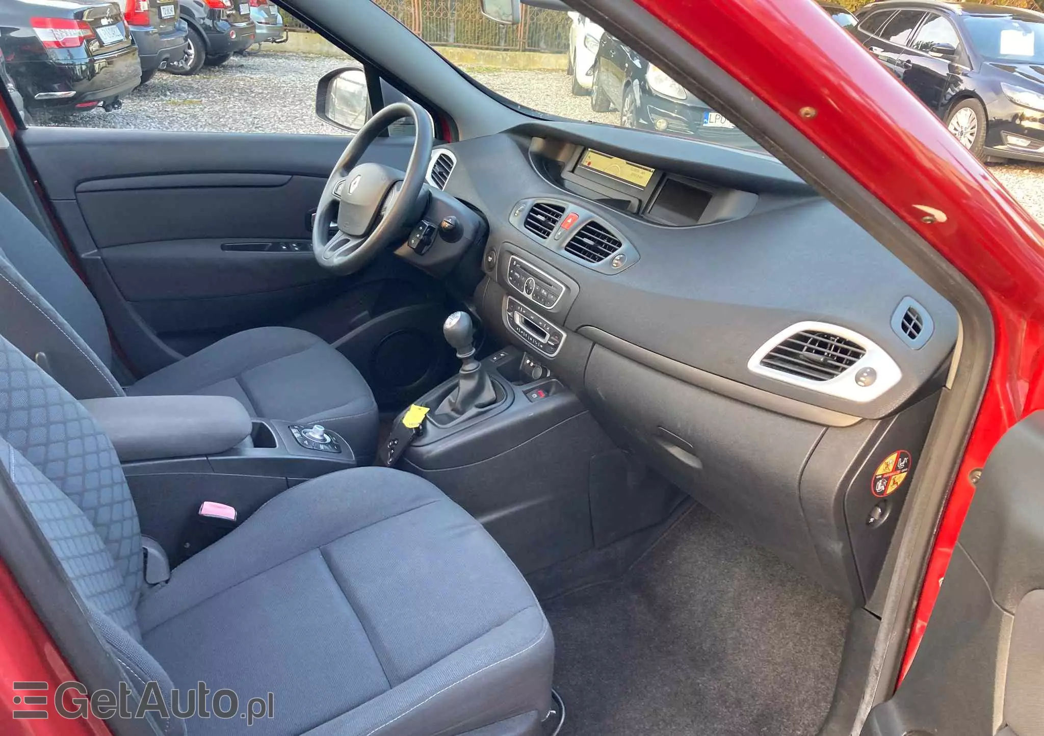 RENAULT Scenic 1.6 16V 110 Authentique