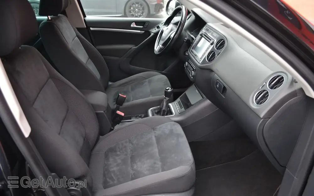 VOLKSWAGEN Tiguan 2.0 TDI DPF 4Motion Sport & Style