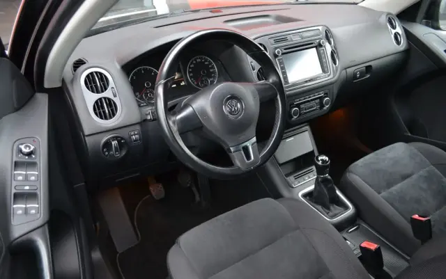 VOLKSWAGEN Tiguan 2.0 TDI DPF 4Motion Sport & Style