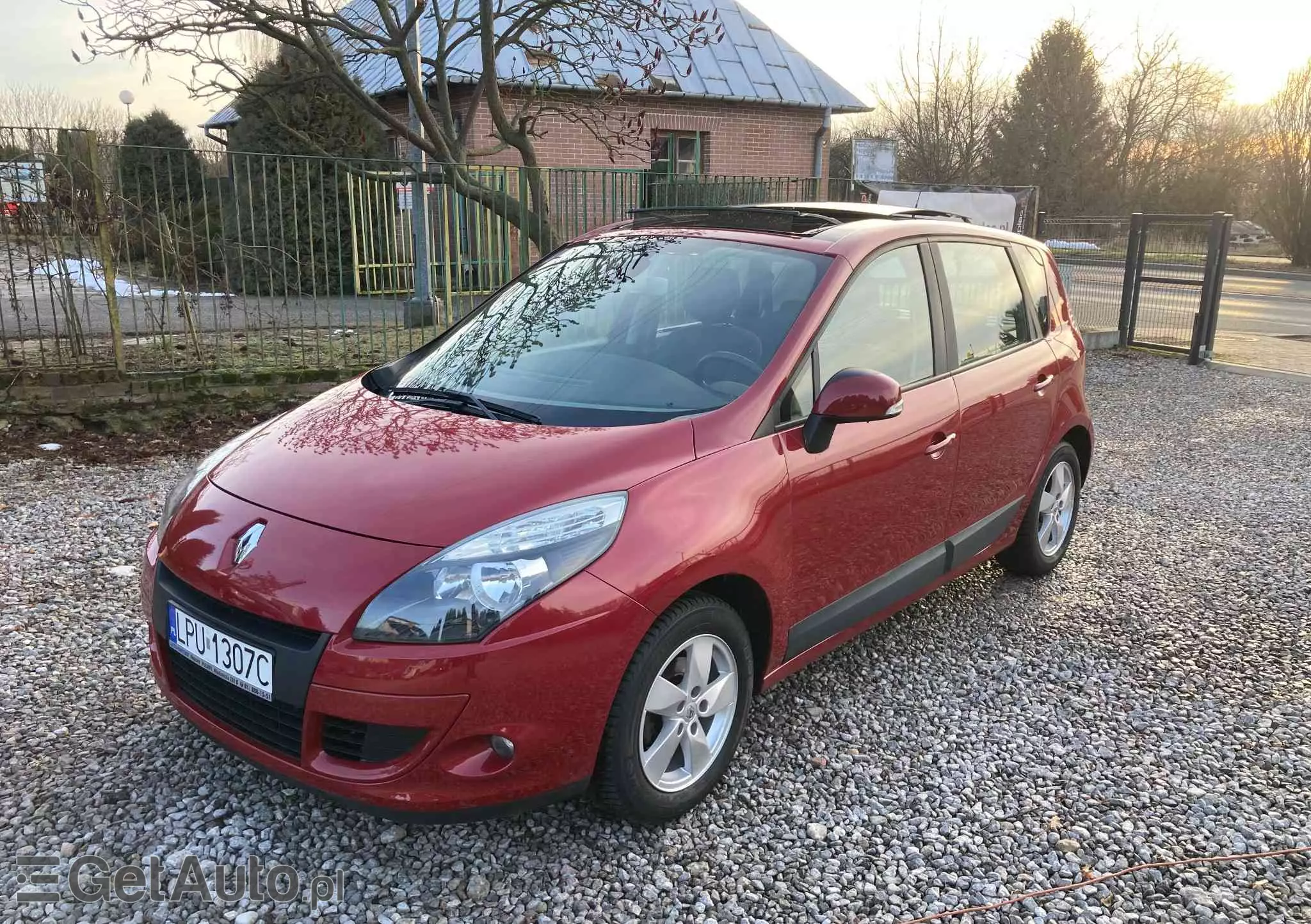RENAULT Scenic 1.6 16V 110 Authentique