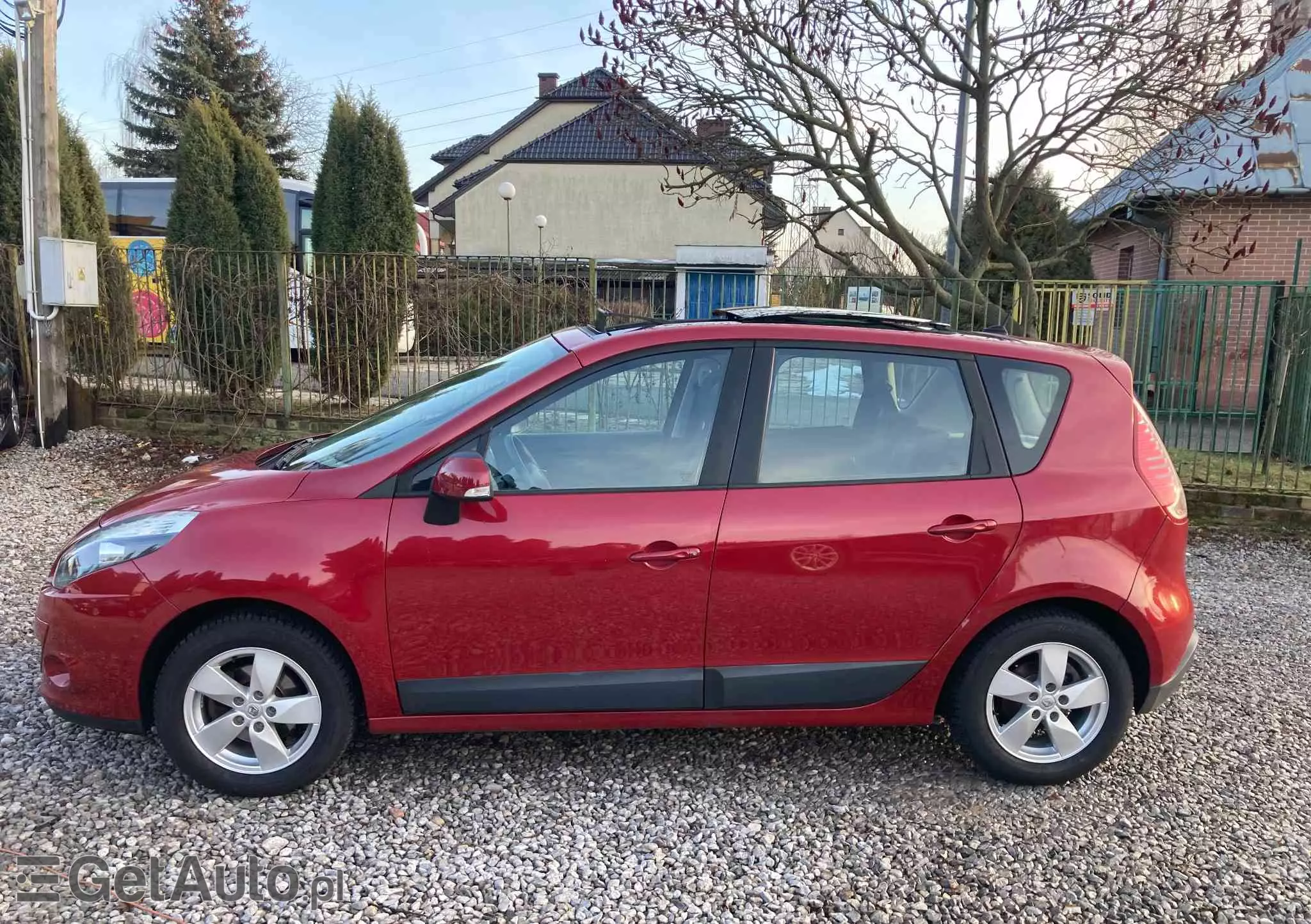 RENAULT Scenic 1.6 16V 110 Authentique