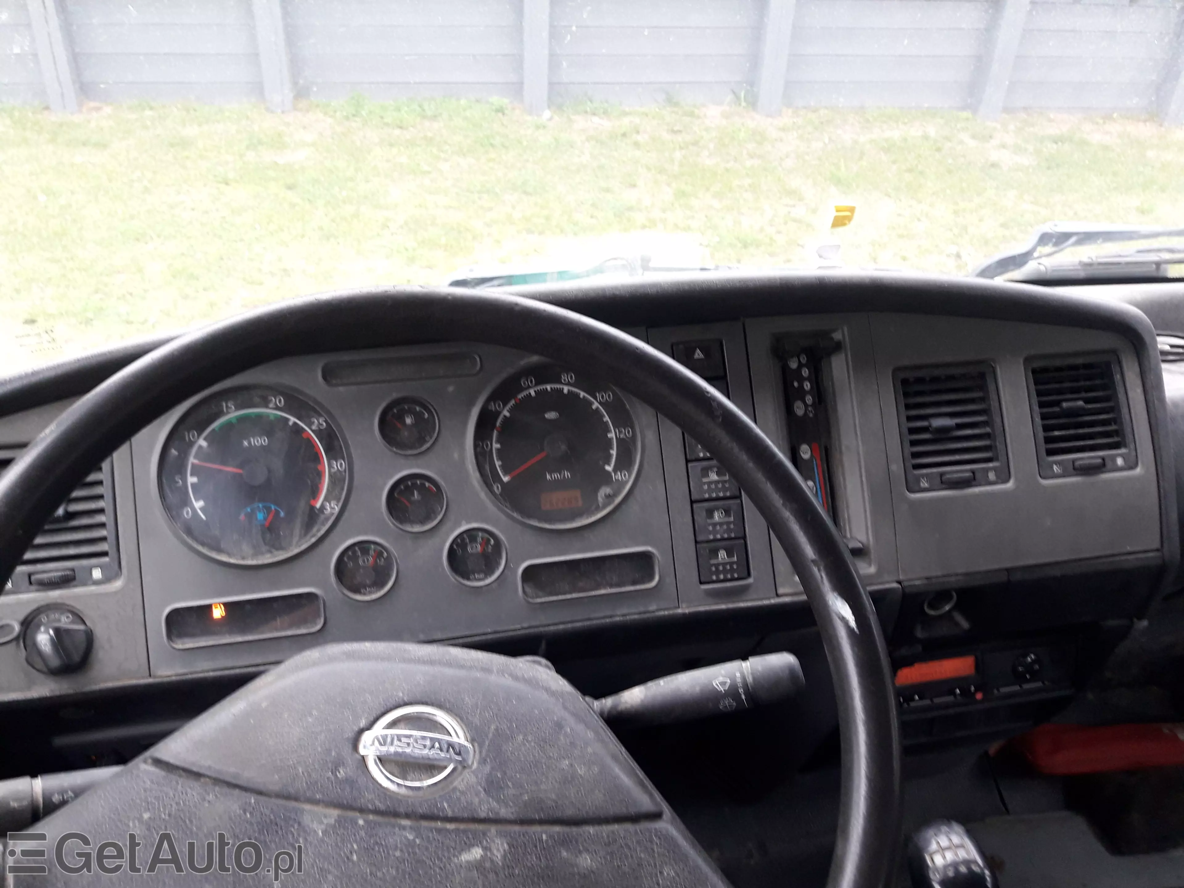 NISSAN ATLEON 