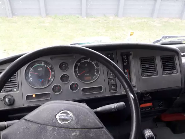 NISSAN ATLEON 