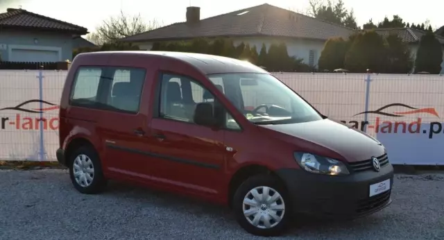 VOLKSWAGEN Caddy 