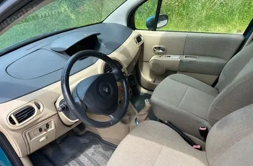 RENAULT Modus 