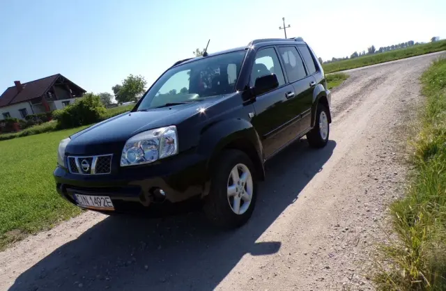 NISSAN X-Trail 