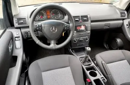 MERCEDES-BENZ Klasa A 