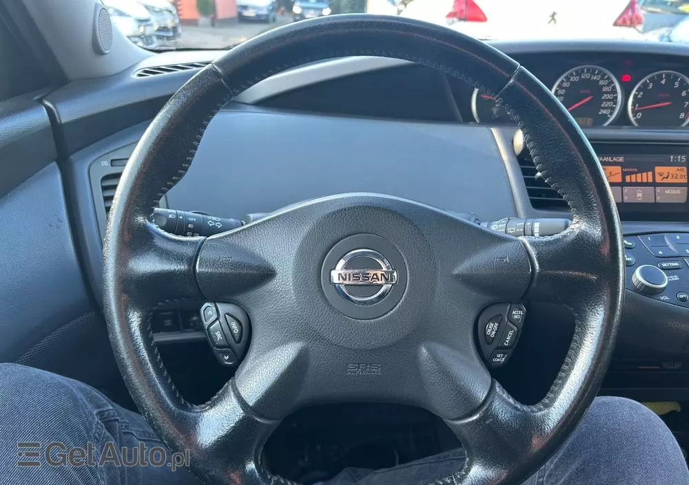 NISSAN Primera 