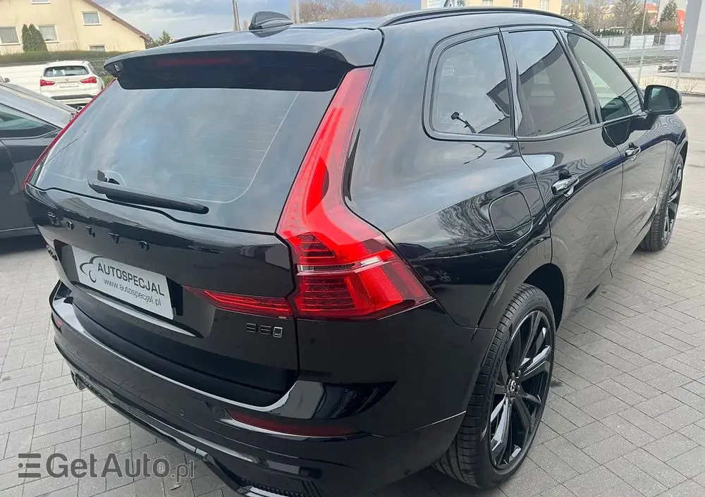 VOLVO XC 60 B5 B AWD Plus Black Edition