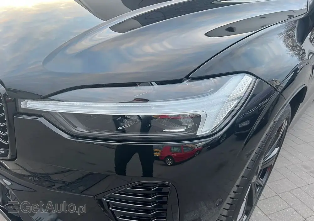 VOLVO XC 60 B5 B AWD Plus Black Edition