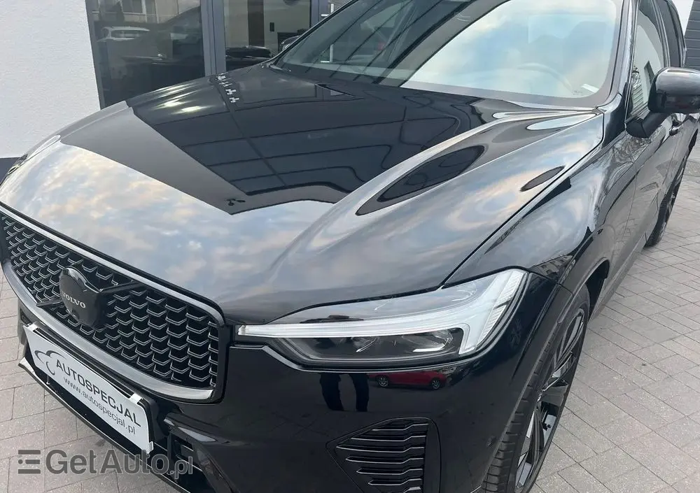 VOLVO XC 60 B5 B AWD Plus Black Edition