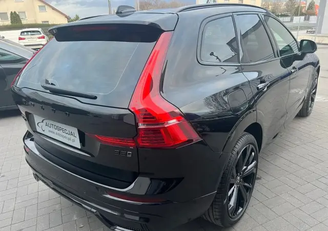 VOLVO XC 60 B5 B AWD Plus Black Edition