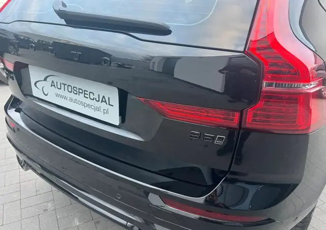 VOLVO XC 60 B5 B AWD Plus Black Edition