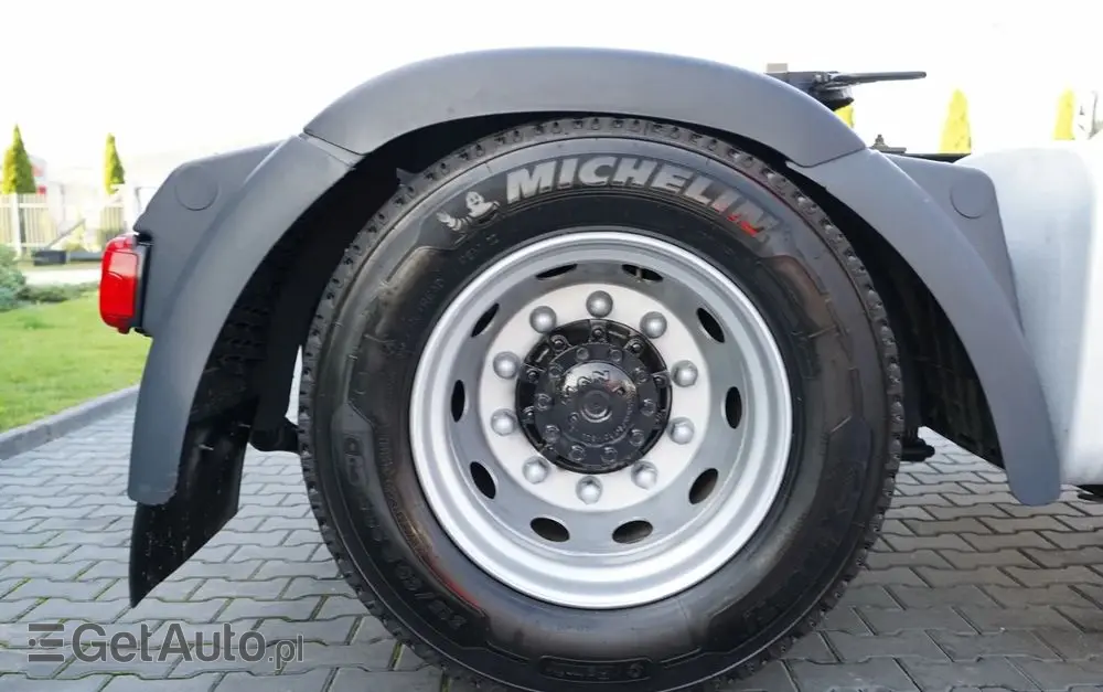 MAN TGX 18.500 / MEGA /  LOW DECK /  XLX / RETARDER / NAVI / PO KONTRAKCIE SERWISOWYM / SPROWADZONY 