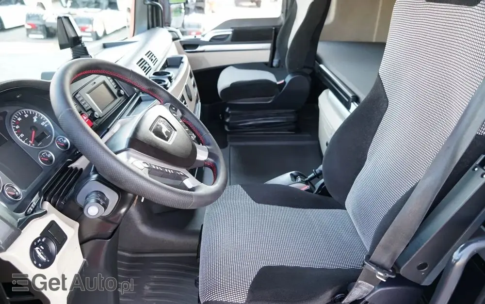 MAN TGX 18.500 / MEGA /  LOW DECK /  XLX / RETARDER / NAVI / PO KONTRAKCIE SERWISOWYM / SPROWADZONY 