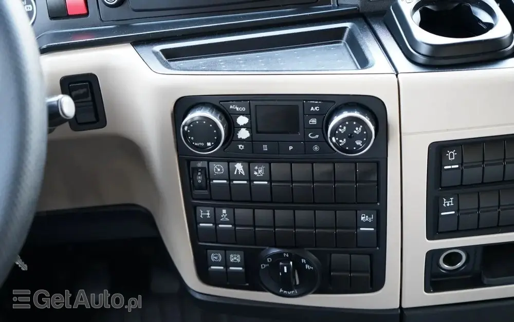 MAN TGX 18.500 / MEGA /  LOW DECK /  XLX / RETARDER / NAVI / PO KONTRAKCIE SERWISOWYM / SPROWADZONY 