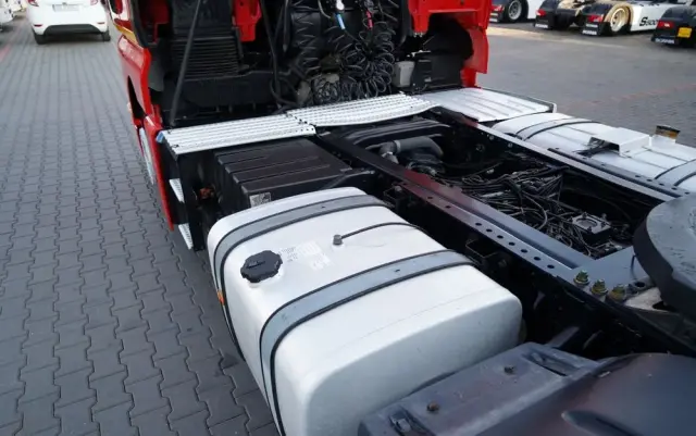 MAN TGX 18.500 / MEGA /  LOW DECK /  XLX / RETARDER / NAVI / PO KONTRAKCIE SERWISOWYM / SPROWADZONY 