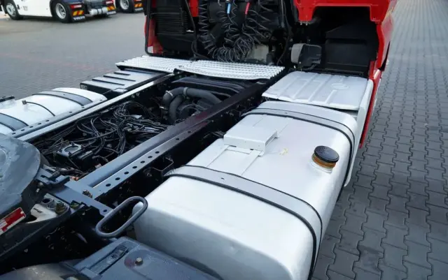 MAN TGX 18.500 / MEGA /  LOW DECK /  XLX / RETARDER / NAVI / PO KONTRAKCIE SERWISOWYM / SPROWADZONY 