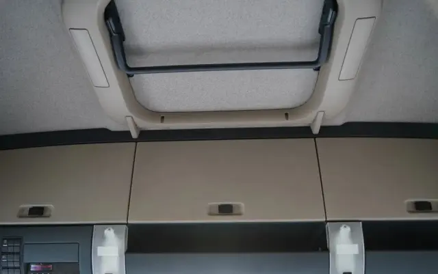 MAN TGX 18.500 / MEGA /  LOW DECK /  XLX / RETARDER / NAVI / PO KONTRAKCIE SERWISOWYM / SPROWADZONY 