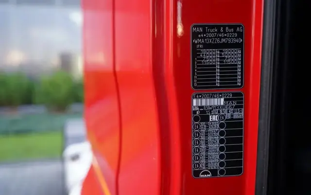 MAN TGX 18.500 / MEGA /  LOW DECK /  XLX / RETARDER / NAVI / PO KONTRAKCIE SERWISOWYM / SPROWADZONY 