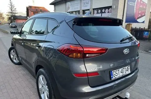 HYUNDAI Tucson 