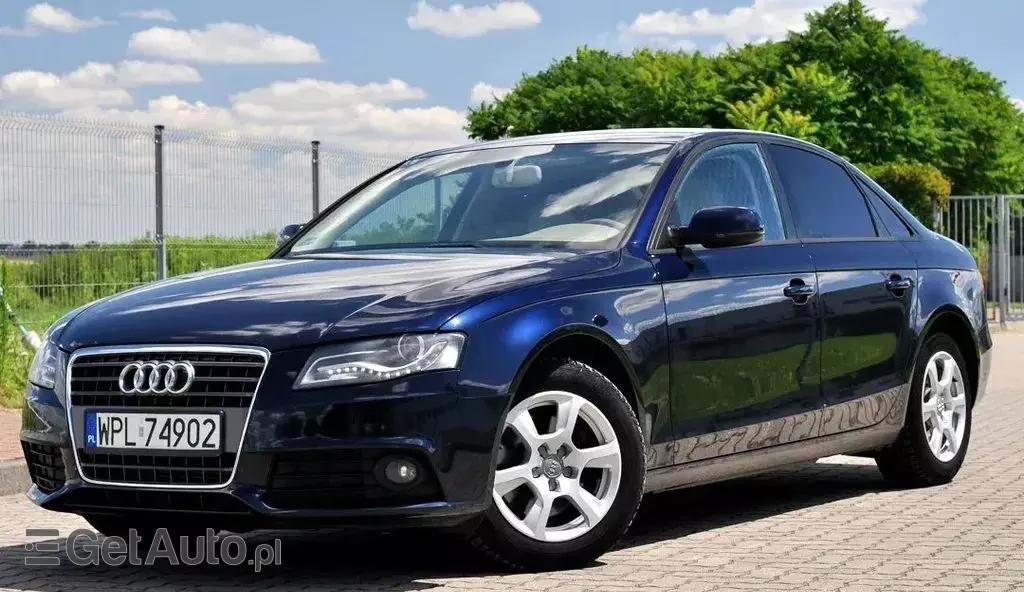 AUDI A4 