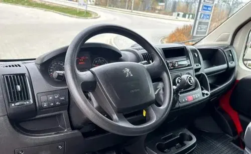 PEUGEOT Boxer 