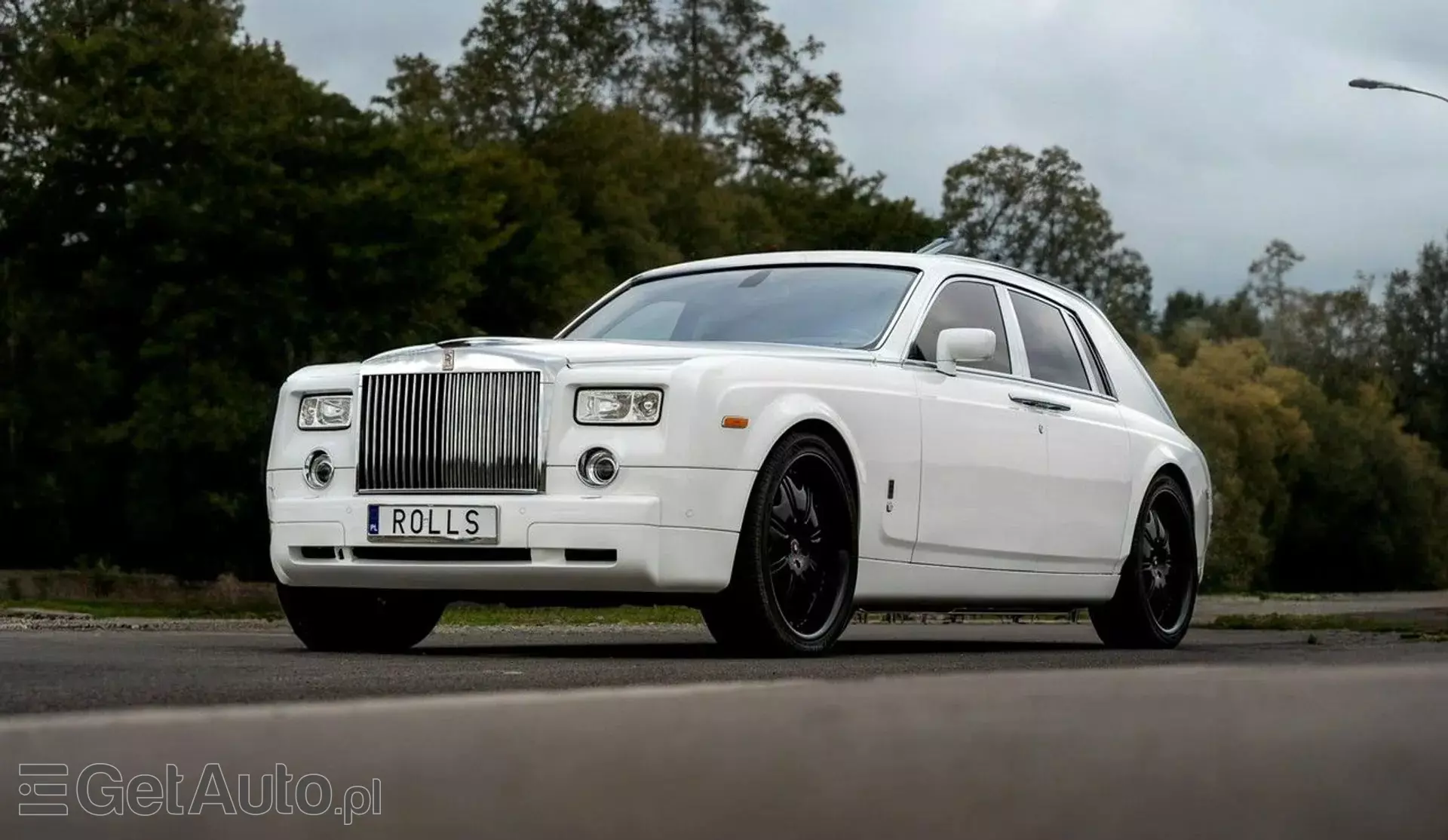 ROLLS-ROYCE Phantom 