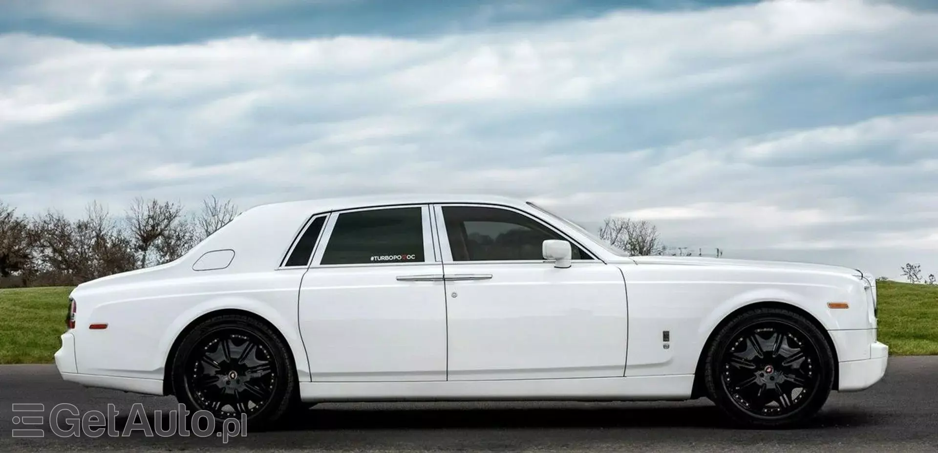 ROLLS-ROYCE Phantom 