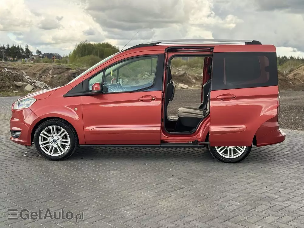 FORD Tourneo Courier 