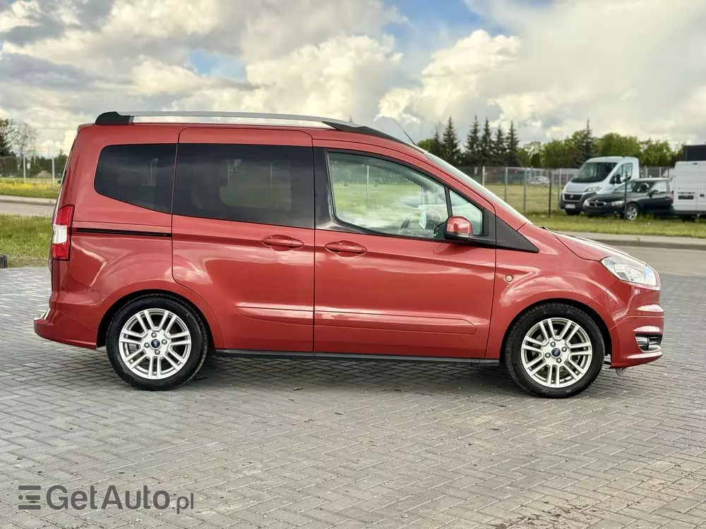 FORD Tourneo Courier 