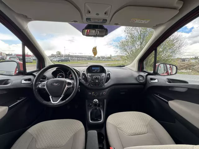 FORD Tourneo Courier 