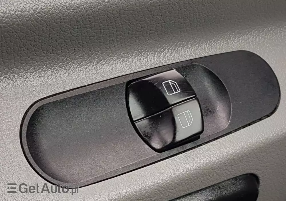 MERCEDES-BENZ Sprinter KONTENER 8EP 4,21x2,15x2,30 KLIMA 314 CDI MANUAL 