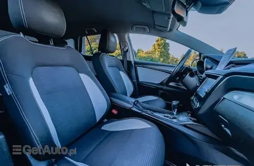 TOYOTA Avensis 