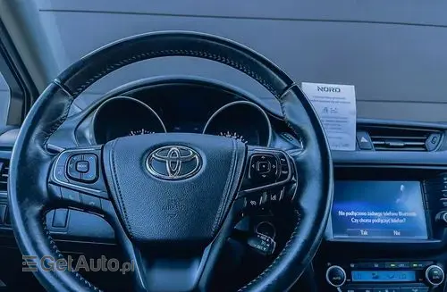 TOYOTA Avensis 