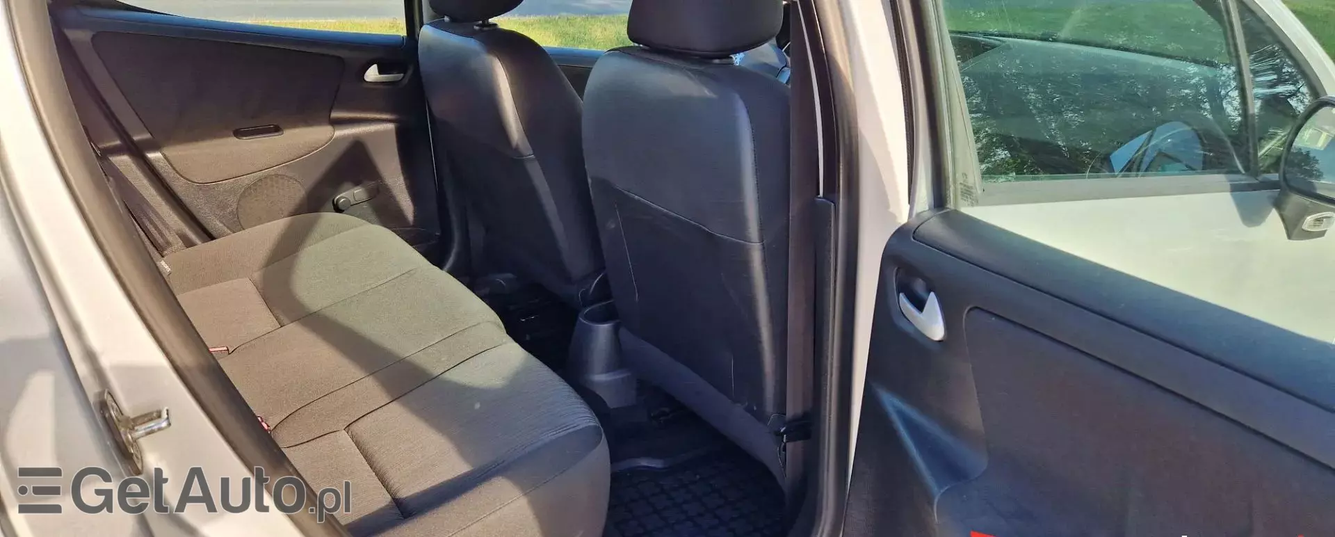 PEUGEOT 207 1.4 (73 KM)