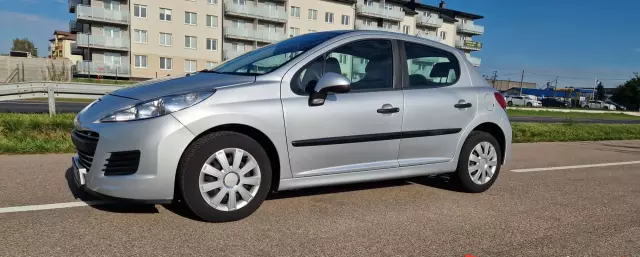 PEUGEOT 207 1.4 (73 KM)
