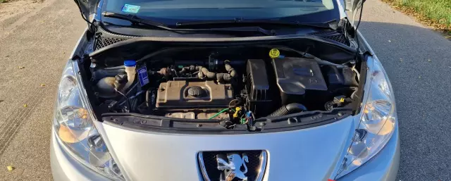 PEUGEOT 207 1.4 (73 KM)