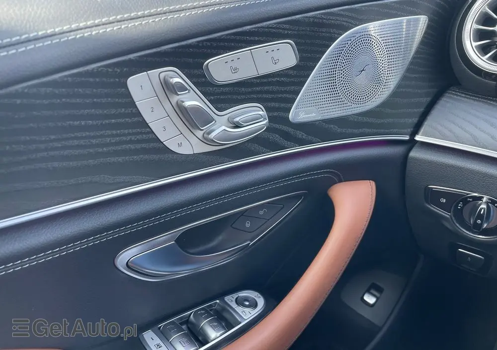 MERCEDES-BENZ CLS 300 d 4Matic 9G-TRONIC AMG Line