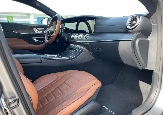 MERCEDES-BENZ CLS 300 d 4Matic 9G-TRONIC AMG Line