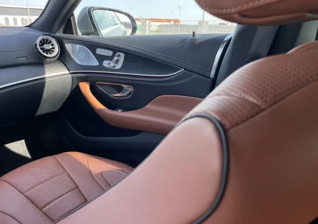 MERCEDES-BENZ CLS 300 d 4Matic 9G-TRONIC AMG Line
