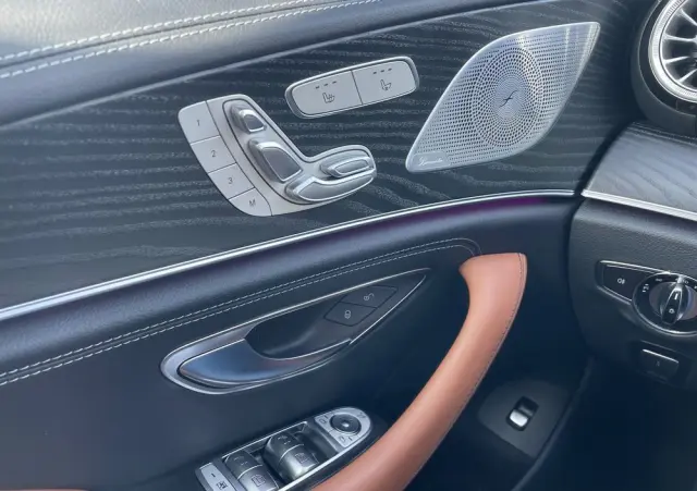 MERCEDES-BENZ CLS 300 d 4Matic 9G-TRONIC AMG Line