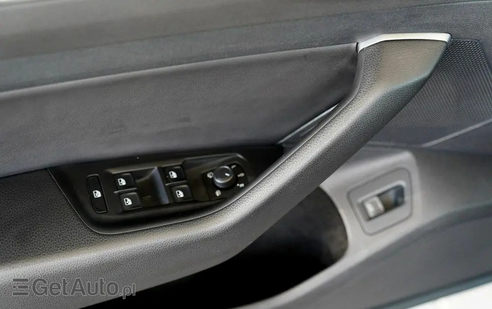 VOLKSWAGEN Arteon 2.0 TDI SCR DSG R-Line Edition